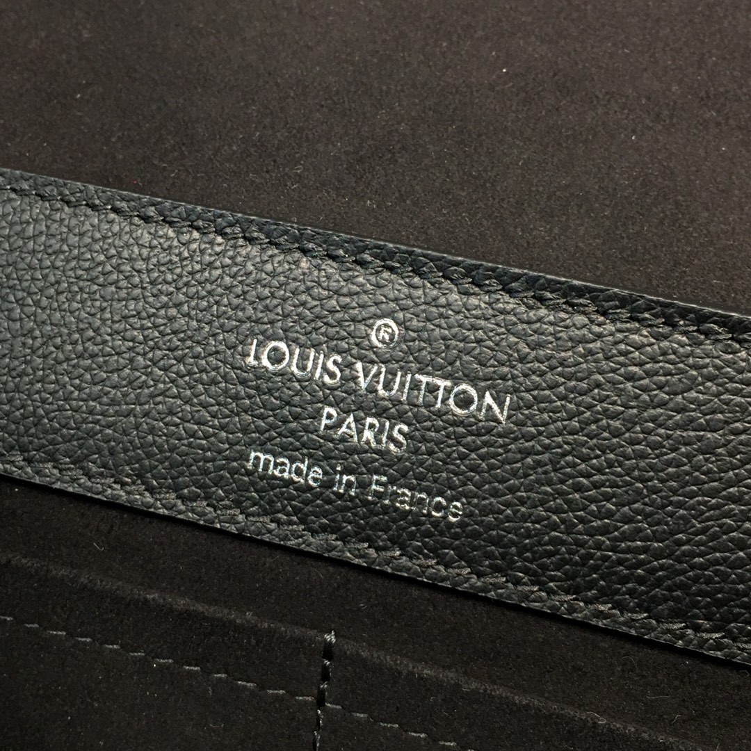 Louis Vuitton LOCKME EVER MM Shoudler Bag M51395 Black